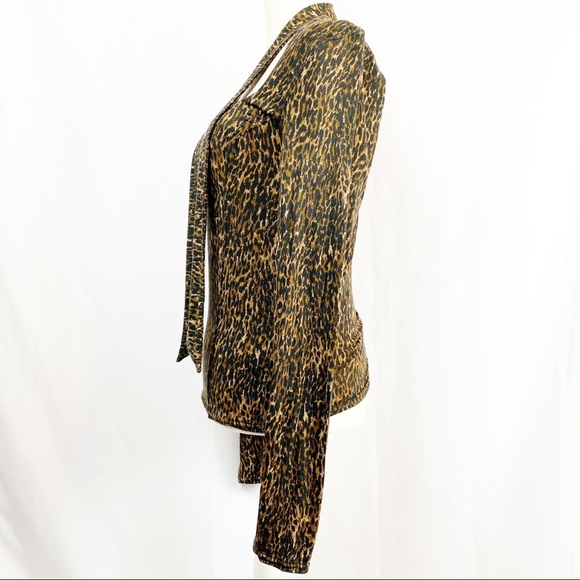 Free People Animal Print Top Shirt Scoop Tie Neck - Picture 2 of 7